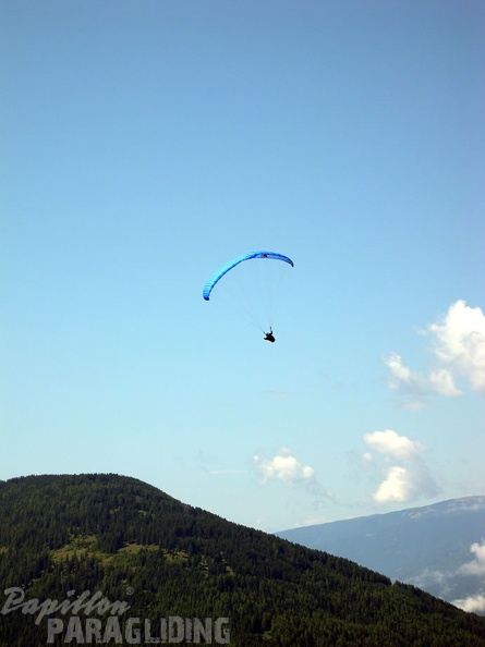 2005 D14.05 Paragliding Luesen 014