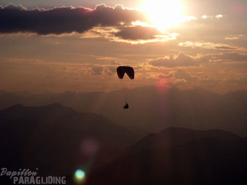 2005 D5.05 Paragliding 044