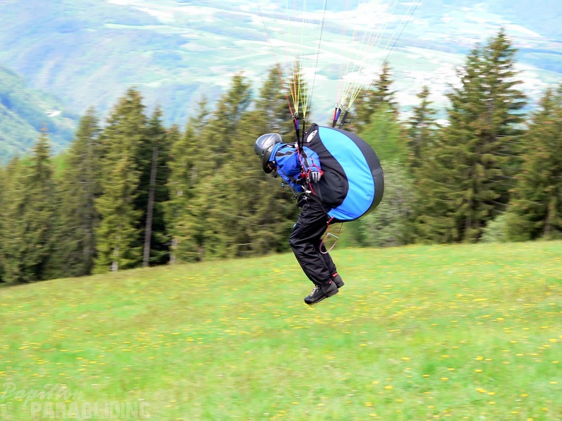 2005 D5.05 Paragliding 101