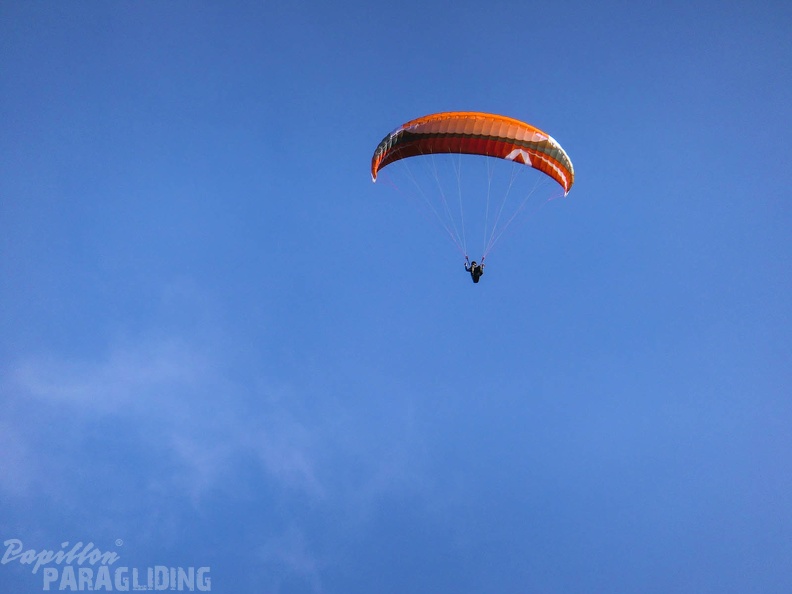 Luesen_Paragliding-DH27_15-121.jpg
