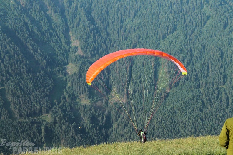 DH25.16-Luesen-Paragliding-1089.jpg