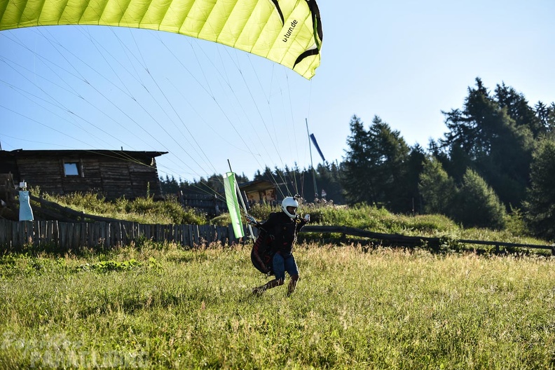 DH35.16-Luesen Paragliding-1212