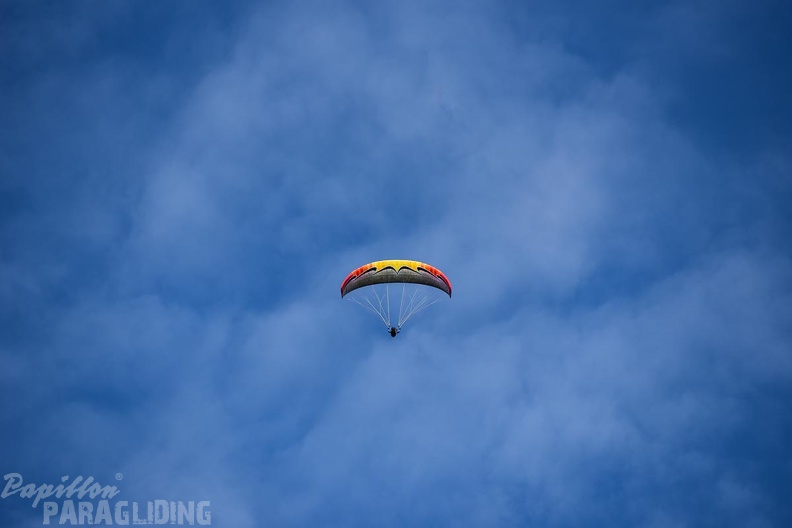 DH35.16-Luesen Paragliding-1418