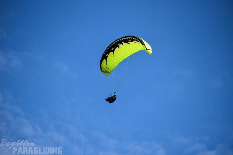 DH35.16-Luesen Paragliding-1419