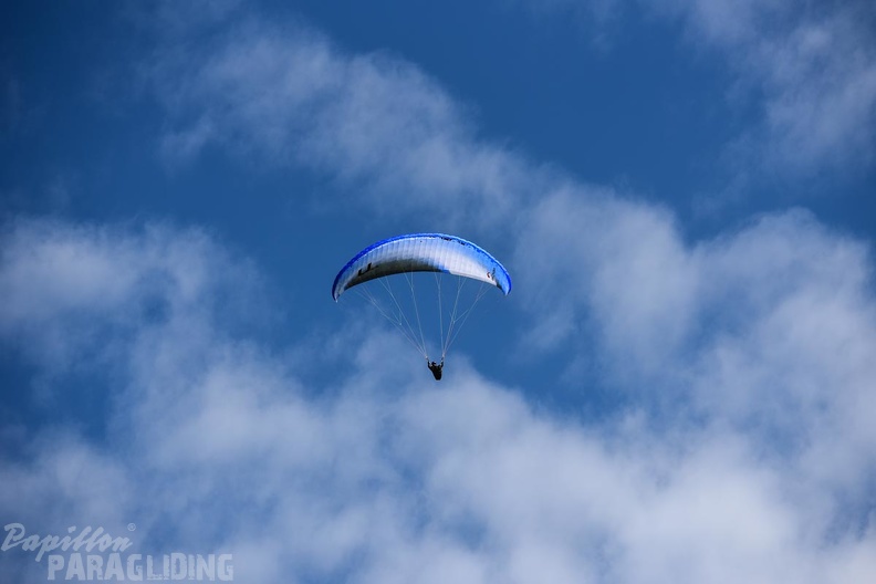 DH35.16-Luesen Paragliding-1451