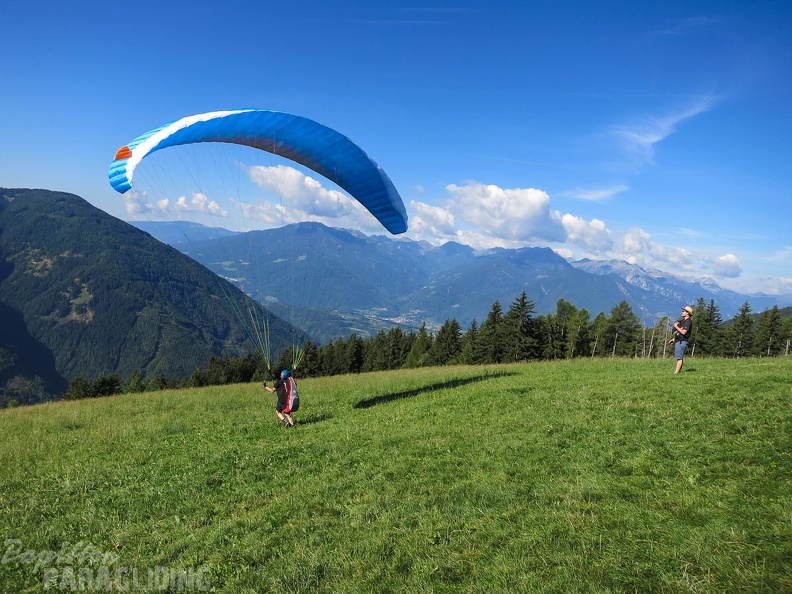 DH35.16-Luesen Paragliding-1546