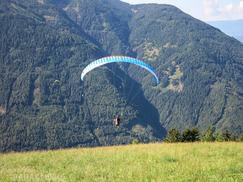 DH35.16-Luesen Paragliding-1547