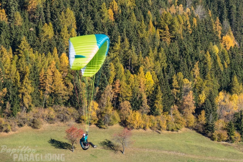 DH44.16-Luesen_Paragliding-101.jpg
