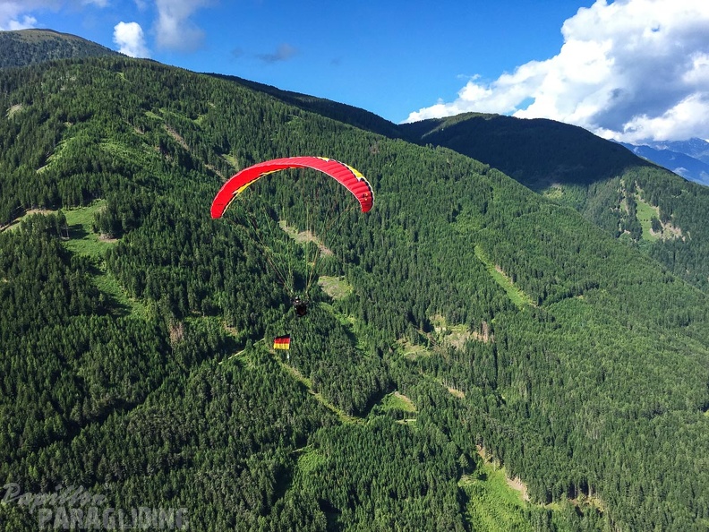 DT24.16-Paragliding-Luesen-1314