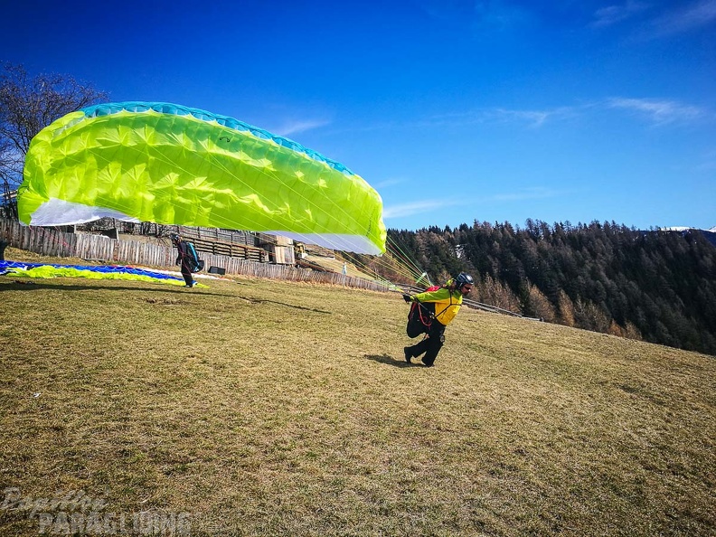 DH11.17 Luesen-Paragliding-163