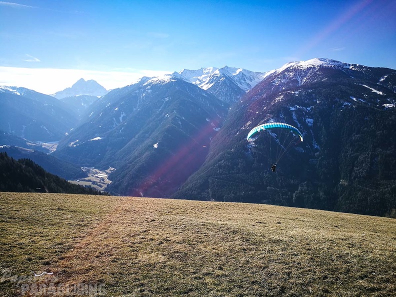 DH11.17 Luesen-Paragliding-194