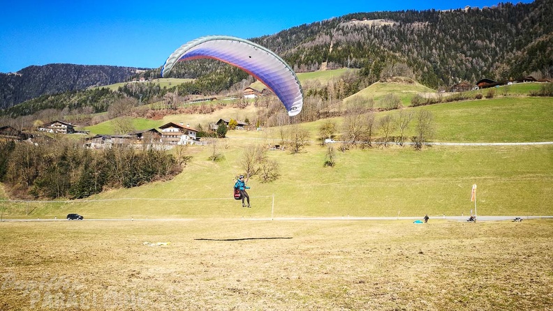 DH11.17 Luesen-Paragliding-207
