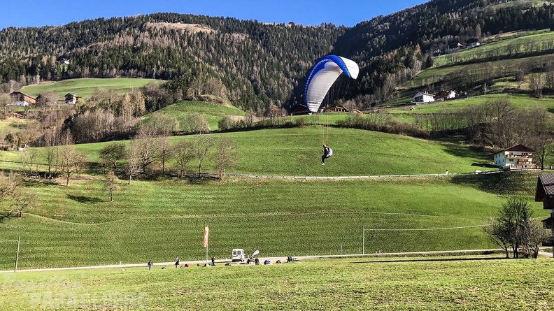 DH13.17_Luesen-Paragliding-354.jpg