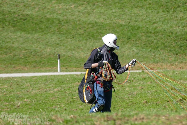 DH13.17_Luesen-Paragliding-407.jpg