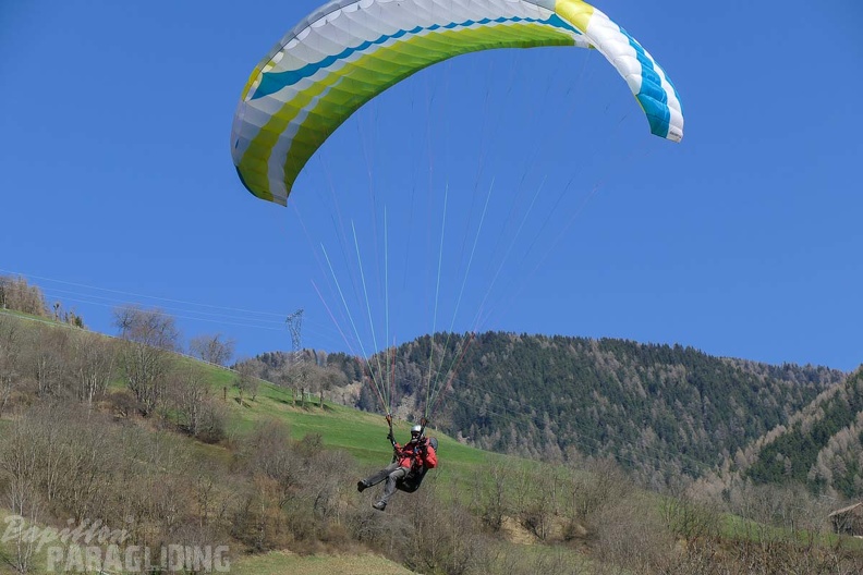 DH13.17_Luesen-Paragliding-411.jpg