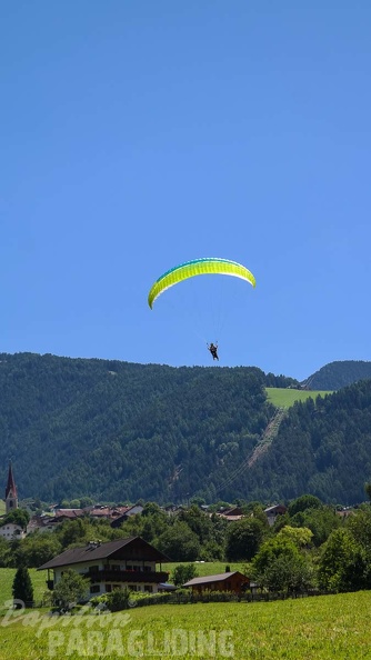 DH27.17 Luesen-Paragliding-176