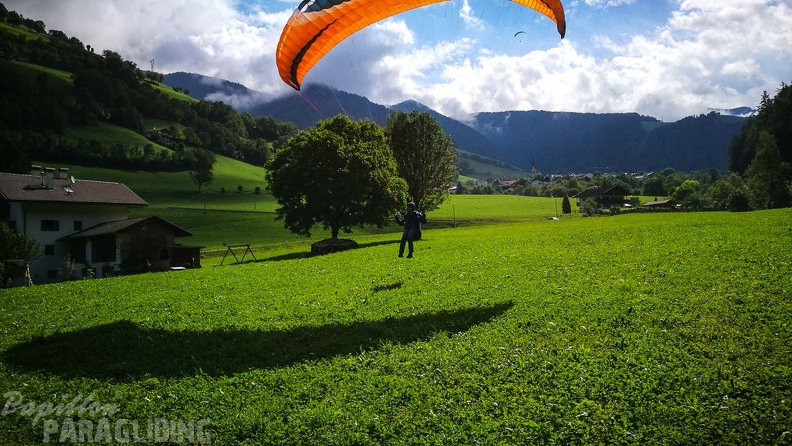 DH28.17 Luesen-Paragliding-177
