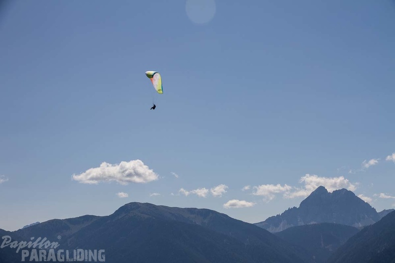 DH34.17 Luesen-Paragliding-139