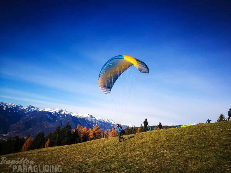 DH47.17-Luesen_Paragliding-110.jpg