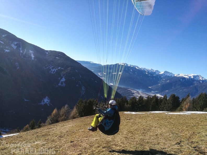 DH52.17 Luesen-Paragliding-233