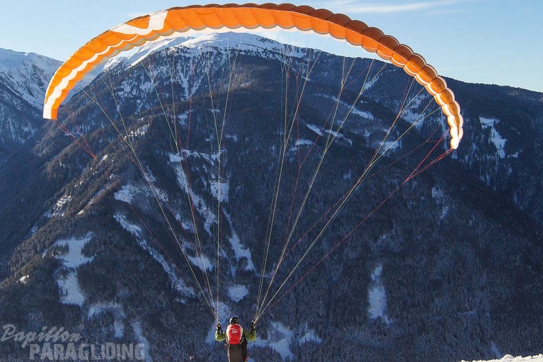 DH1.18_Luesen-Paragliding-160.jpg