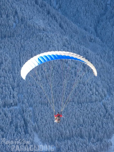 DH1.18 Luesen-Paragliding-514