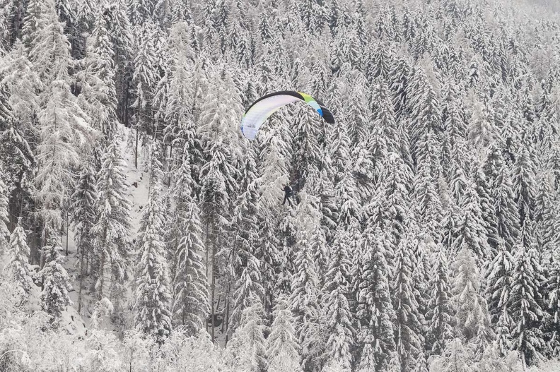 DH1.18_Luesen-Paragliding-568.jpg