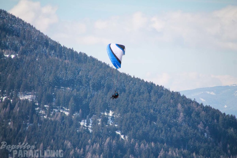 DH12.18_Luesen-Paragliding-265.jpg