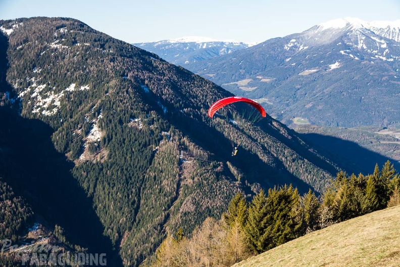 DH14.18 Luesen-Paragliding-1-118