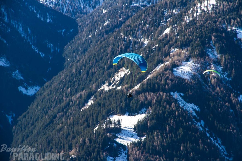 DH14.18_Luesen-Paragliding-1-502.jpg