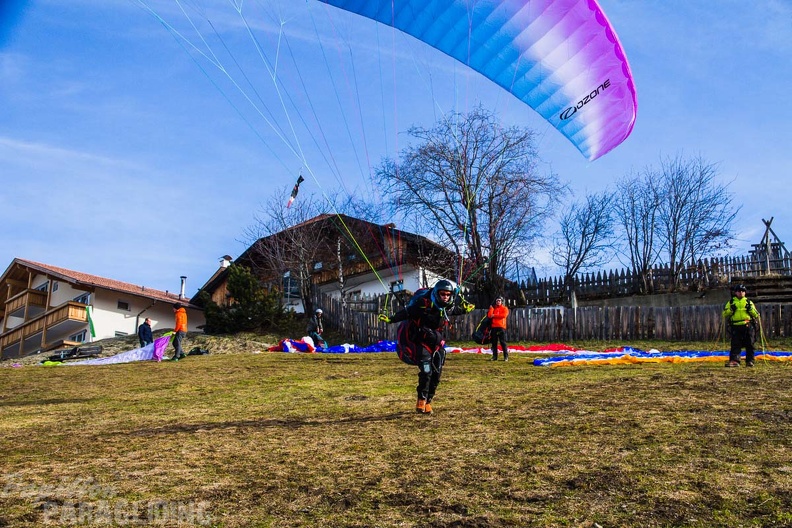 DH14.18 Luesen-Paragliding 2 -715