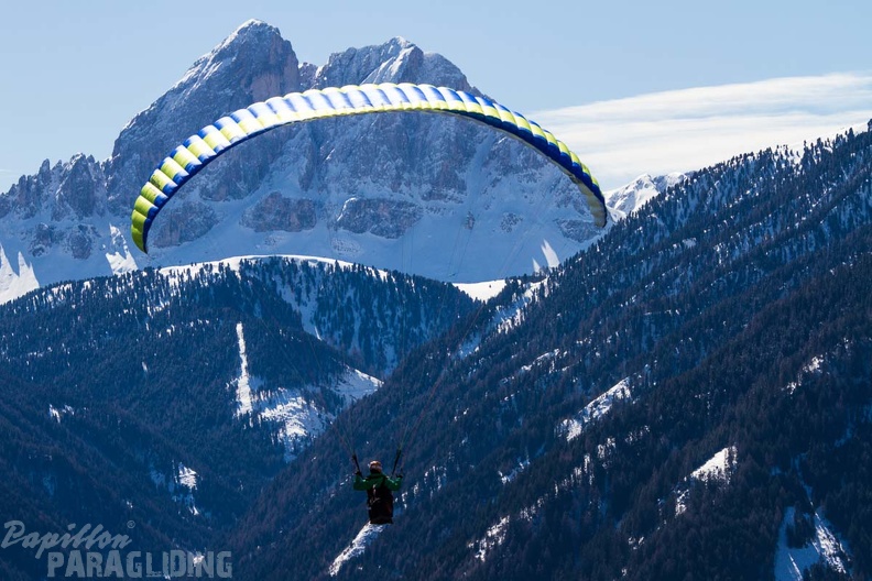 DH14.18 Luesen-Paragliding 3 -285