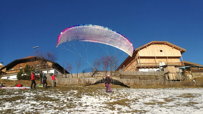 DH50.18 Luesen-Paragliding-271