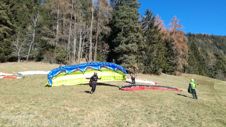 DH50.18 Luesen-Paragliding-375