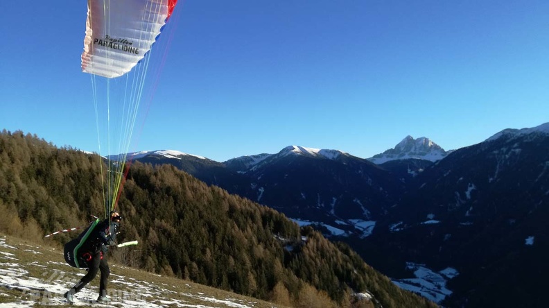 DH50.18 Luesen-Paragliding-484