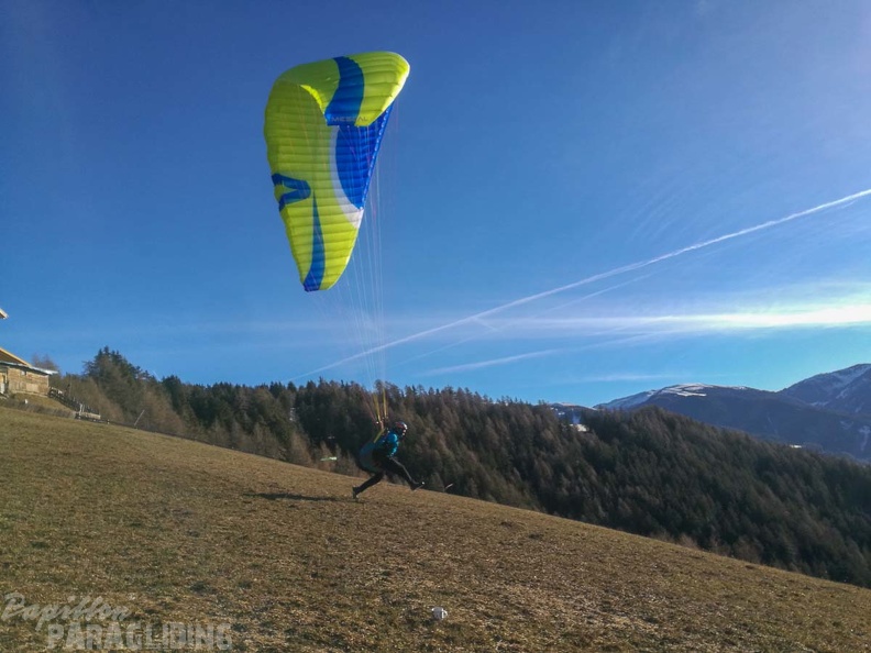 DH52.18_Luesen-Paragliding-291.jpg