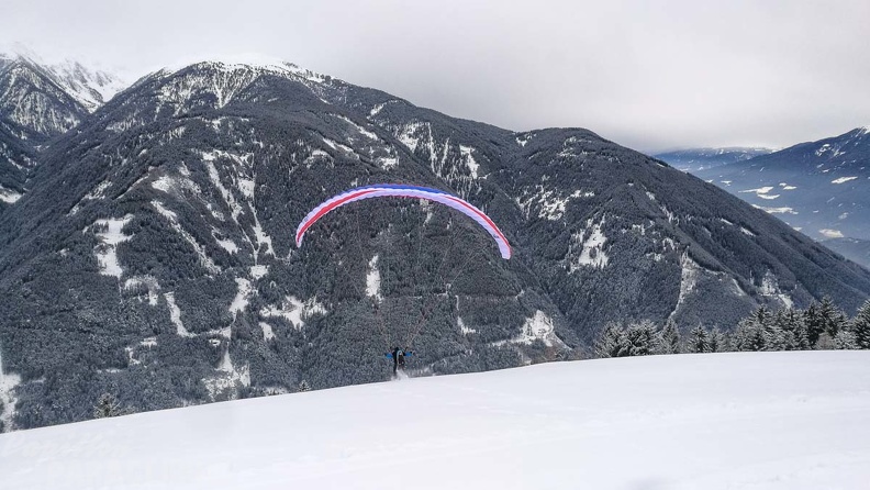 DH7.18 Paragliding-112