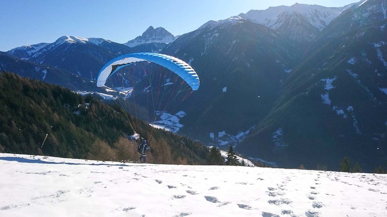 DH1.20_Luesen-Paragliding-Winter-202.jpg