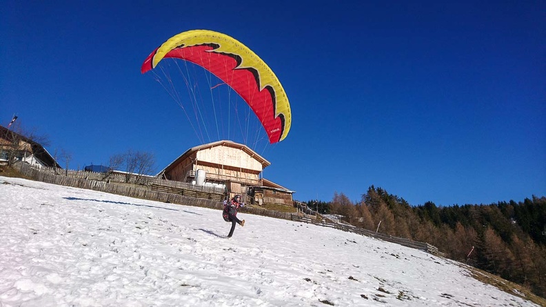 DH1.20 Luesen-Paragliding-Winter-238