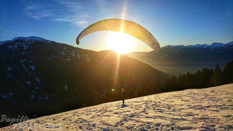 DH1.20 Luesen-Paragliding-Winter-270