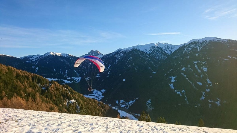 DH1.20 Luesen-Paragliding-Winter-276