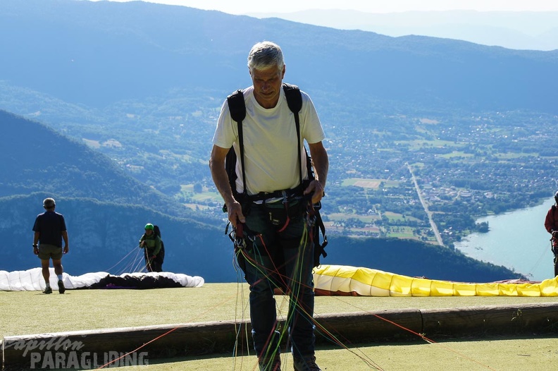 FY26.16-Annecy-Paragliding-1024