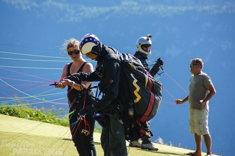 FY26.16-Annecy-Paragliding-1030.jpg