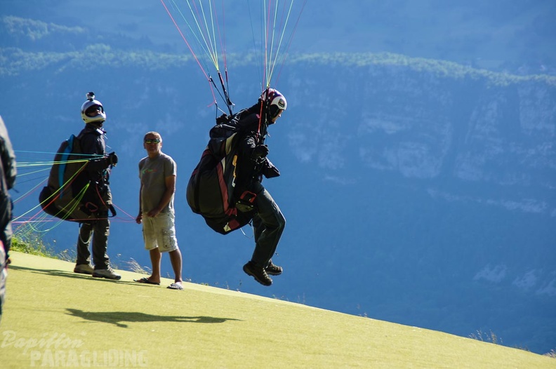 FY26.16-Annecy-Paragliding-1040.jpg