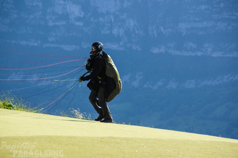 FY26.16-Annecy-Paragliding-1065.jpg