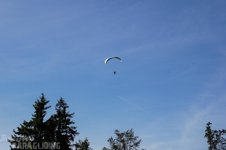 FY26.16-Annecy-Paragliding-1074
