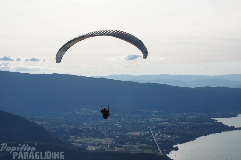 FY26.16-Annecy-Paragliding-1082.jpg