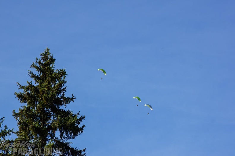 FY26.16-Annecy-Paragliding-1084.jpg