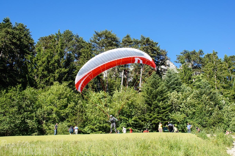 FY26.16-Annecy-Paragliding-1147.jpg