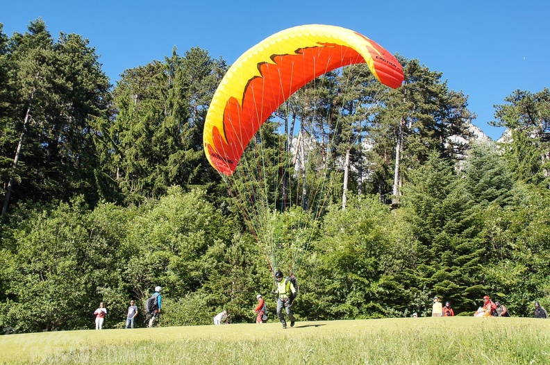 FY26.16-Annecy-Paragliding-1161.jpg